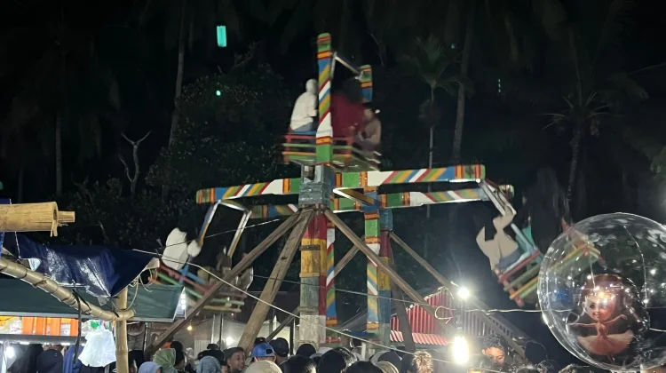 Buayan Kaliang, Tradisi Lebaran yang Hidupkan Suasana Bungus Barat