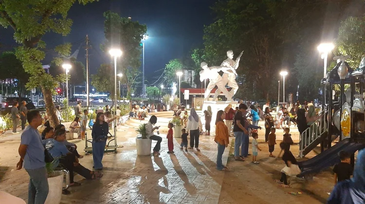 Taman Rimbo Kaluang Ramai Dikunjungi saat Libur Lebaran