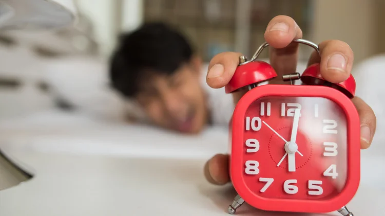 Cara Mudah Bangun Pagi usai Libur Panjang