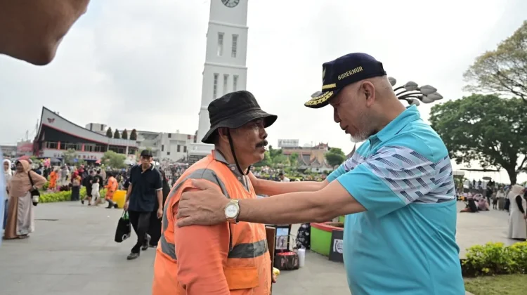 Gubernur Mahyeldi Tekankan Hospitality dan Kebersihan Kawasan Wisata