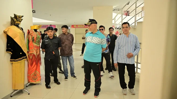 Gubernur  Sumbar Mahyeldi Dorong UMKM Go Digital