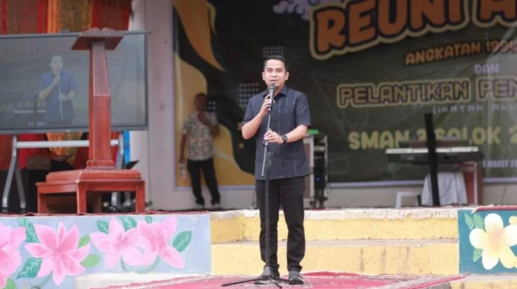 Wali Kota Ramadhani Kirana Putra Hadiri Reuni Akbar SMAN 3 Kota Solok