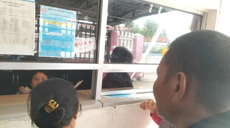 Mentawai Fast Kembali Berlayar, Penumpang Membludak Hari Ini