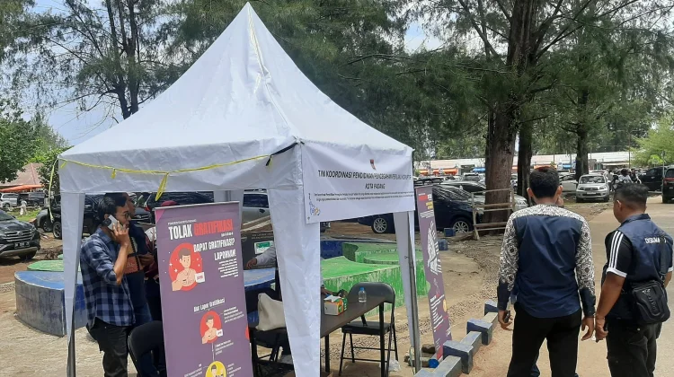 Libur Lebaran, Pantai Air Manis Padang Nihil Pungli