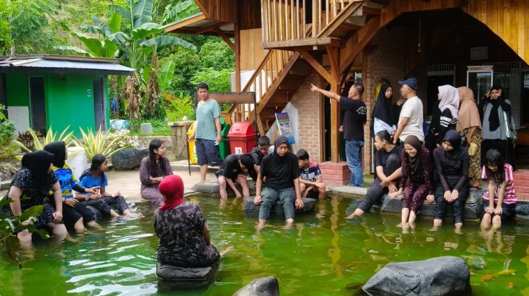 Libur Lebaran Kebun Inthani Ramai Pengunjung