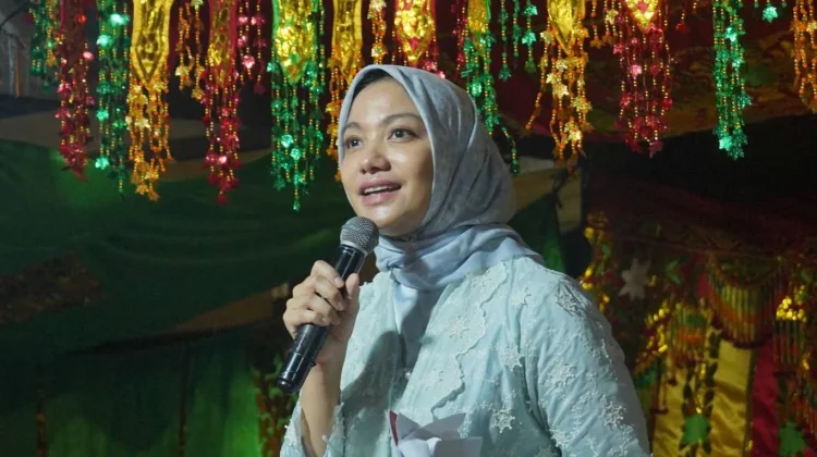 Bupati Annisa Pastikan Anggaran Perbaikan Jalan Sembilan Kota Dharmasraya