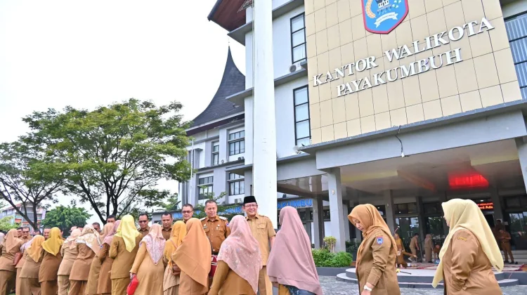 Wako Payakumbuh Tekankan Disiplin ASN Pasca Libur Idul Fitri