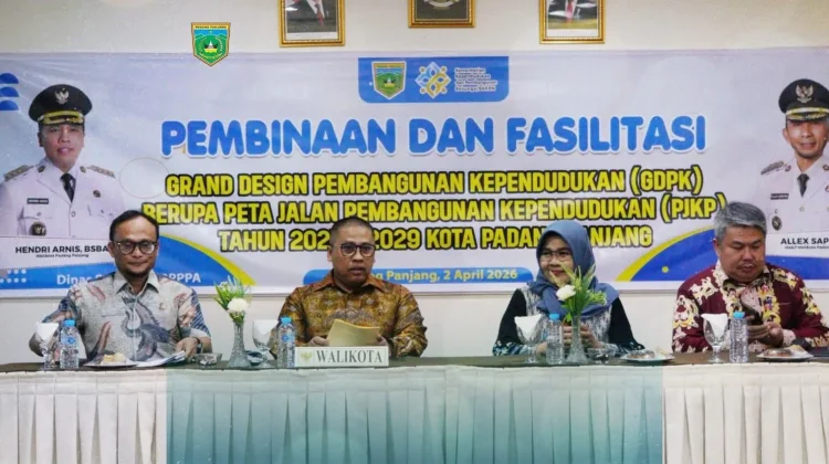 Pemko Padang Panjang Susun Roadmap Kependudukan