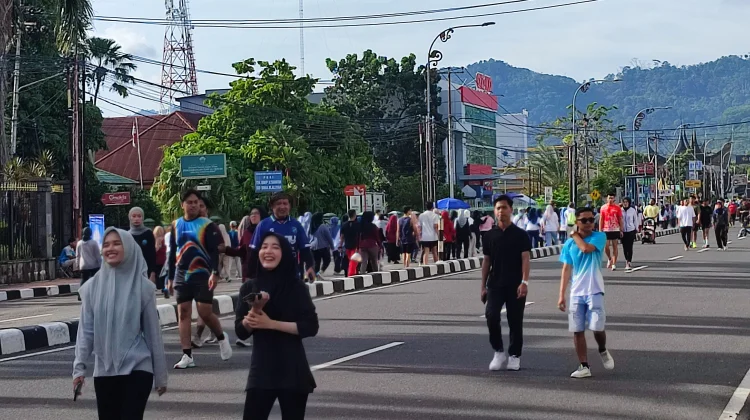 Menikmati Car Free Day
