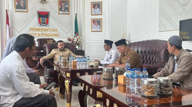 Pemko Padang Pastikan Dukungan Keberangkatan Jemaah Calon Haji