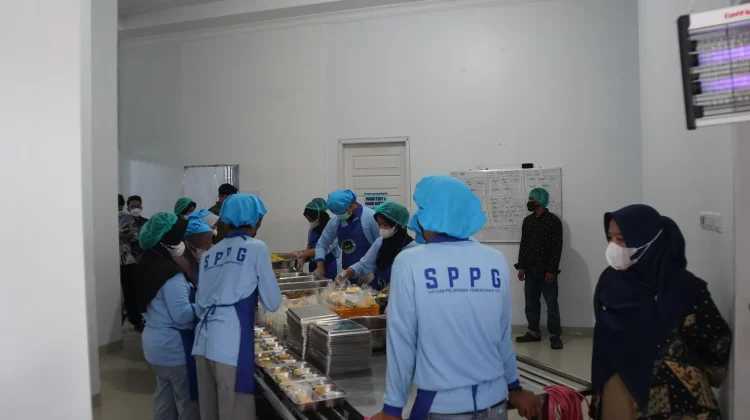 TP-PKK Padang Panjang Tinjau Dapur MBG, Tekankan Standar Higienitas dan Gizi