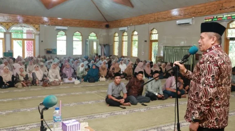 Ratusan Guru Padati Tablig Akbar PGRI