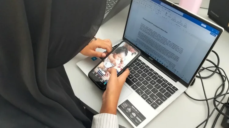 Dampak Radiasi HP terhadap Kesehatan Mata