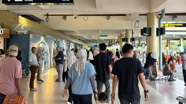 Bandara Minangkabau Padat, 47 Pergerakan Pesawat dalam Sehari