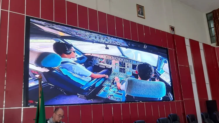 Pemko Padang Gelar Seminar Penerbangan di Balai Kota