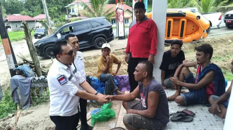 Pemkab Pasaman Barat Tinjau Pencarian Korban Terseret Arus Sungai Alahan Mati