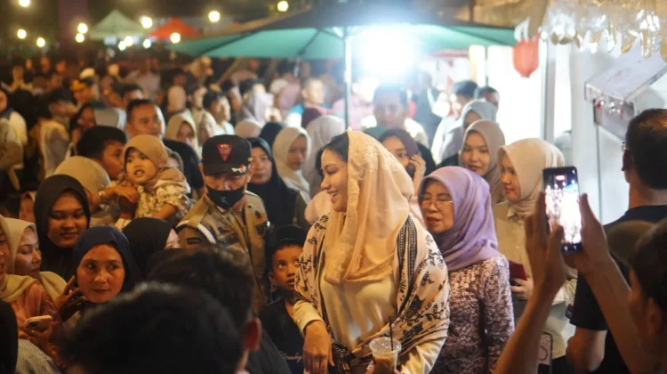 Bazaar UMKM dan Live Music di Dharmasraya Diserbu Ribuan Pengunjung