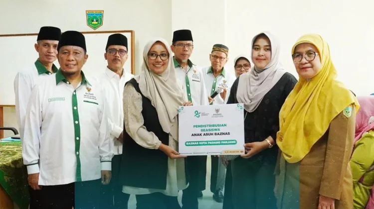 Baznas Salurkan Program Padang Panjang Cerdas, lewat CSR Pendidikan
