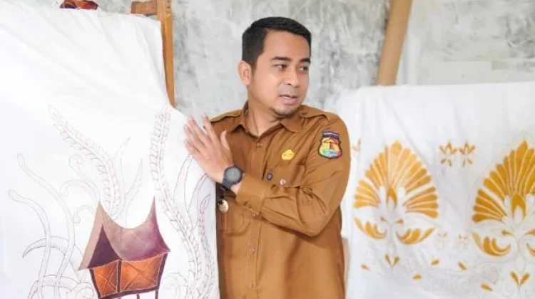 Wako Ramadhani Kirana Putra Dorong Peningkatan SDM Pembatik di Kota Solok