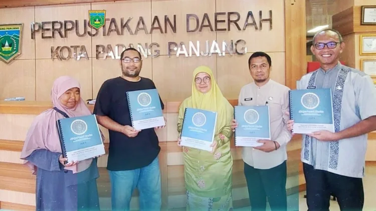 Perpusda Terima Sumbangan Al-Qur'an Braille 30 Juz dari Warga