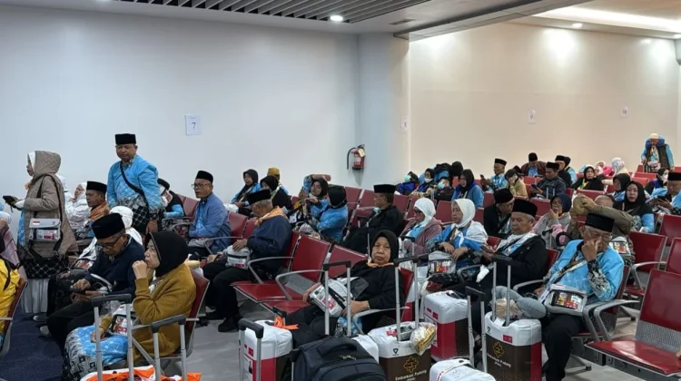 Kloter 02 Embarkasi Padang asal Bengkulu, Terbang 18 Menit Lebih Cepat
