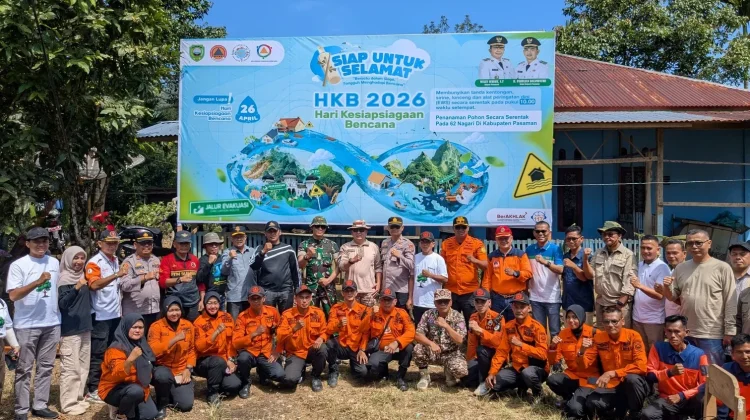 Pemkab Pasaman Tanam Pohon Serentak di 62 Nagari