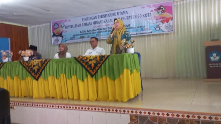 Upaya Pelestarian Bahasa Daerah di Sumatera Barat