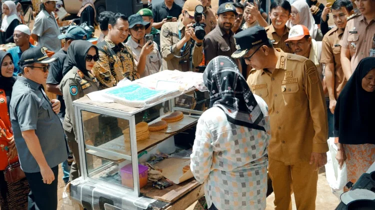Pasar Pekan Selasa di Solok Selatan Resmi Beroperasi di Lokasi Baru