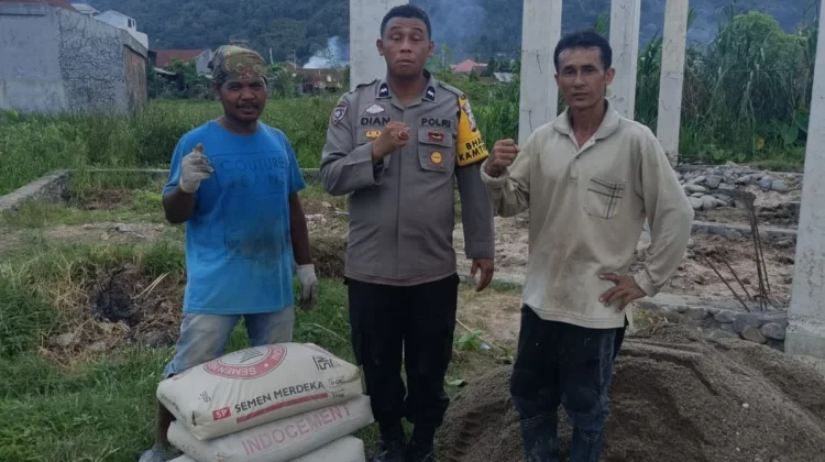 Ketulusan Aipda Dian Wihendro Merajut Asa di Mushala Al Amin