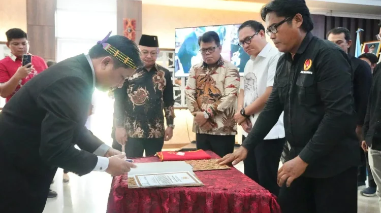 Bupati: Pengukuhan KONI Bangkitkan Kembali Semangat Olahraga di Mentawai