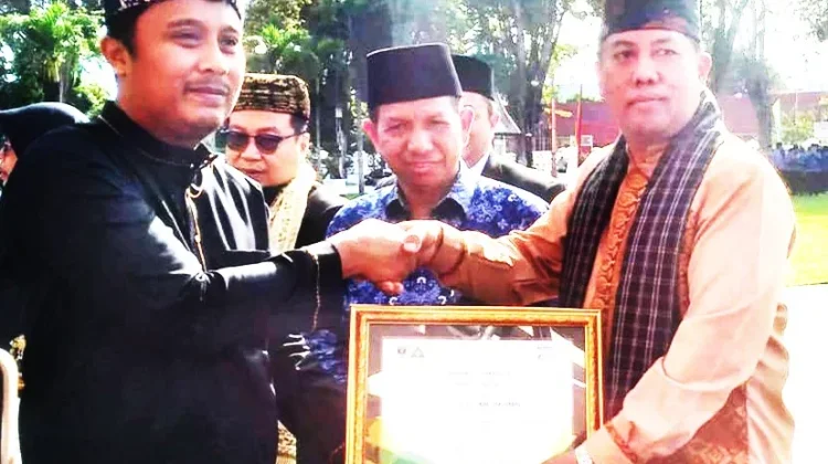SMPN 1 Tilatang Kamang Raih UKS Paripurna Tingkat Sumbar