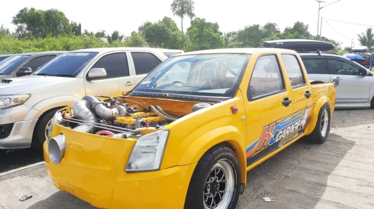 Ratusan Modifikator Ramaikan Padang Beebot Turbo Clash