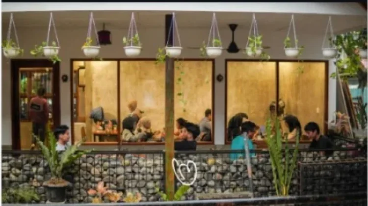 Kafe Jadi Ruang Produktif Favorit Anak Muda