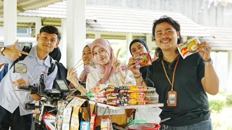 Bazar Kewirausahaan Mahasiswa Sejarah Unand Asah Kreativitas Bisnis