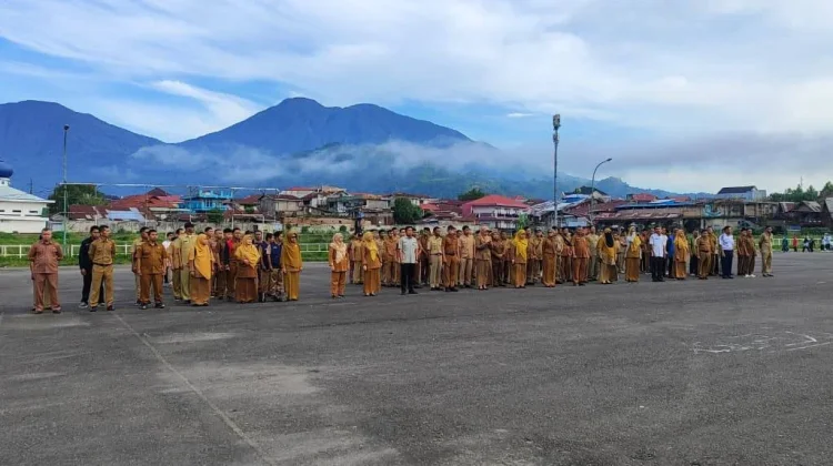 Pemko Padang Panjang Berkomitmen Jaga Ketertiban Lingkungan Kerja