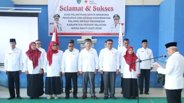 PMI Pesisir Selatan 2025–2030 Dilantik, Risnaldi Ibrahim Pimpin Organisasi