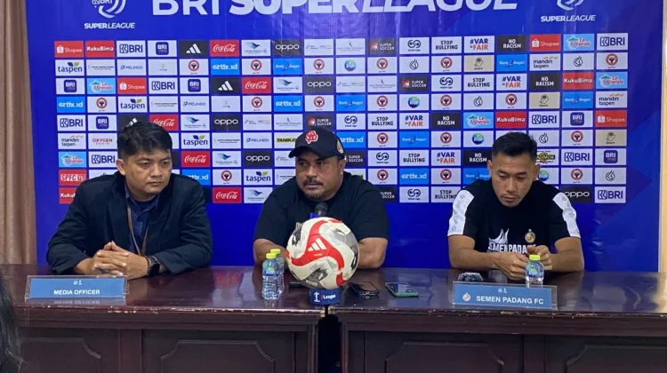 Semen Padang tanpa Beban, Persik Kediri Kejar Tiket Bertahan