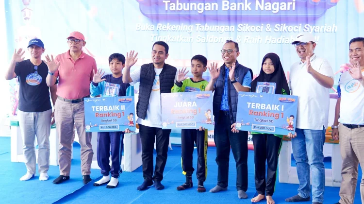 Ratusan Pelajar Adu Cerdas di Taman Syekh Kukut dalam Gebyar Bank Nagari
