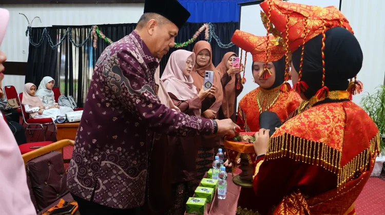 Wawako Payakumbuh Soroti Pendidikan Berkarakter dan Budaya