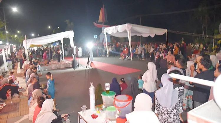 Car Free Night Pariaman Disambut Positif Pelaku Usaha