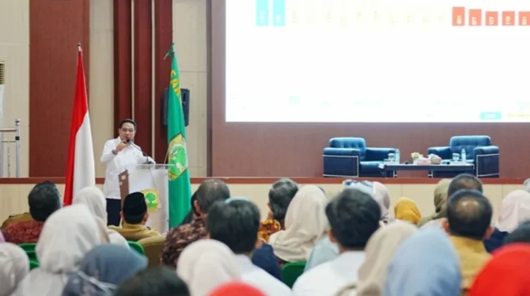 Kunjungi Unand, Wamenkes Tekankan Penanganan TBC Harus Tuntas