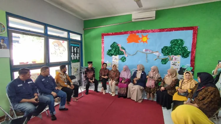 Dinas Pendidikan Kota Bukittinggi adopsi sekolah rujukan SEAMEO CECCEP Bandung