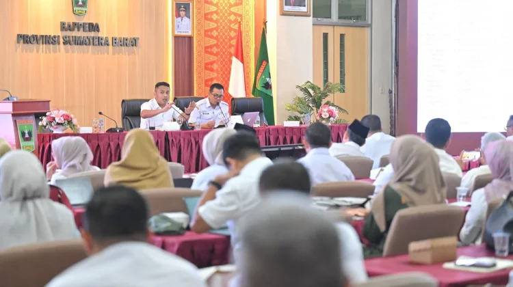 Wagub Sumbar Dorong OPD Proaktif Jemput Program Nasional