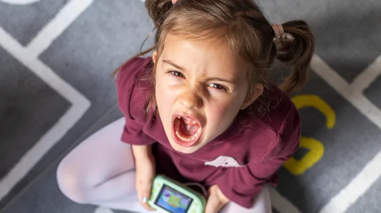 Langkah Awal Menghadapi Anak Tantrum