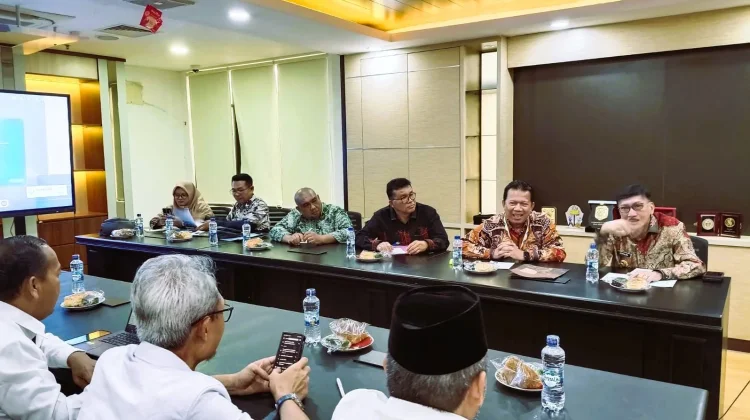 Bupati Pesisir Selatan Audiensi ke Kemensos, Kejar Target UHC Mendekati 100 Persen