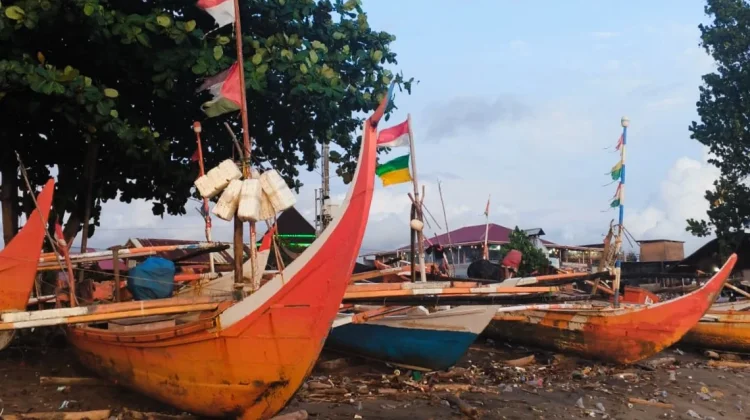 BMKG Minta Nelayan Waspadai Gelombang Tinggi di Mentawai dan Sumbar