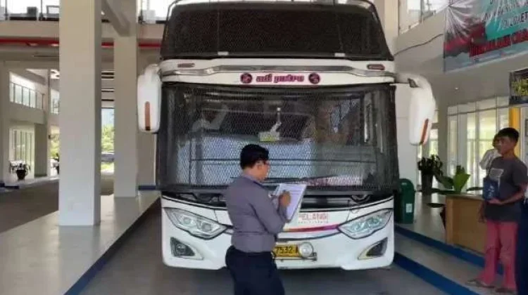 Dishub Padang Wajibkan Bus AKDP dan AKAP Masuk Terminal Anak Air