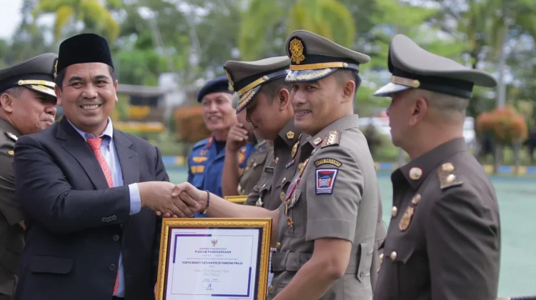 Satpol PP Kota Padang Raih Penghargaan Karya Bhakti 2026