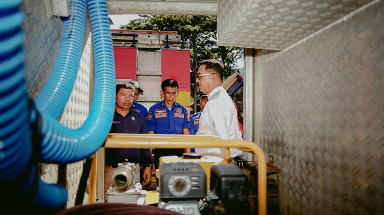 Bupati Solok Selatan Pastikan Armada Damkar Siap Operasi dan Layak Pakai