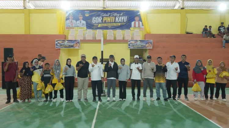 Bupati Khairunas Resmikan Gelanggang Olahraga Pinti Kayu di Pakan Rabaa Timur